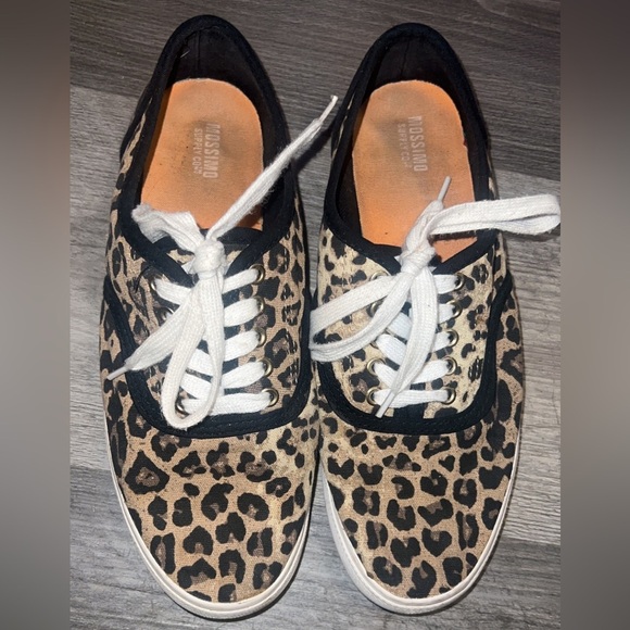 Cheetah Print Canvas Shoes - Picture 1 of 2